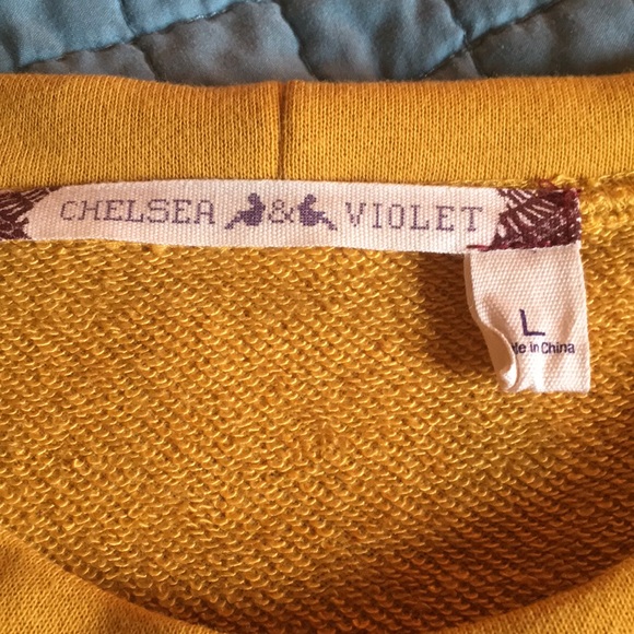 Chelsea & Violet top - Picture 2 of 4